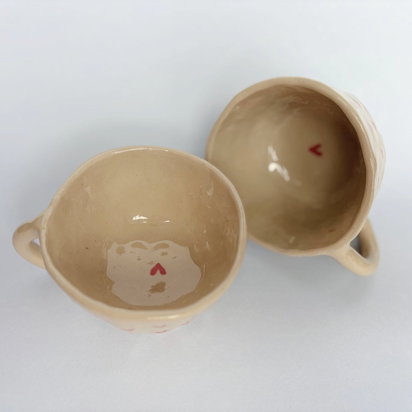 Tasses cœurs rouges en céramique Amélie Floch