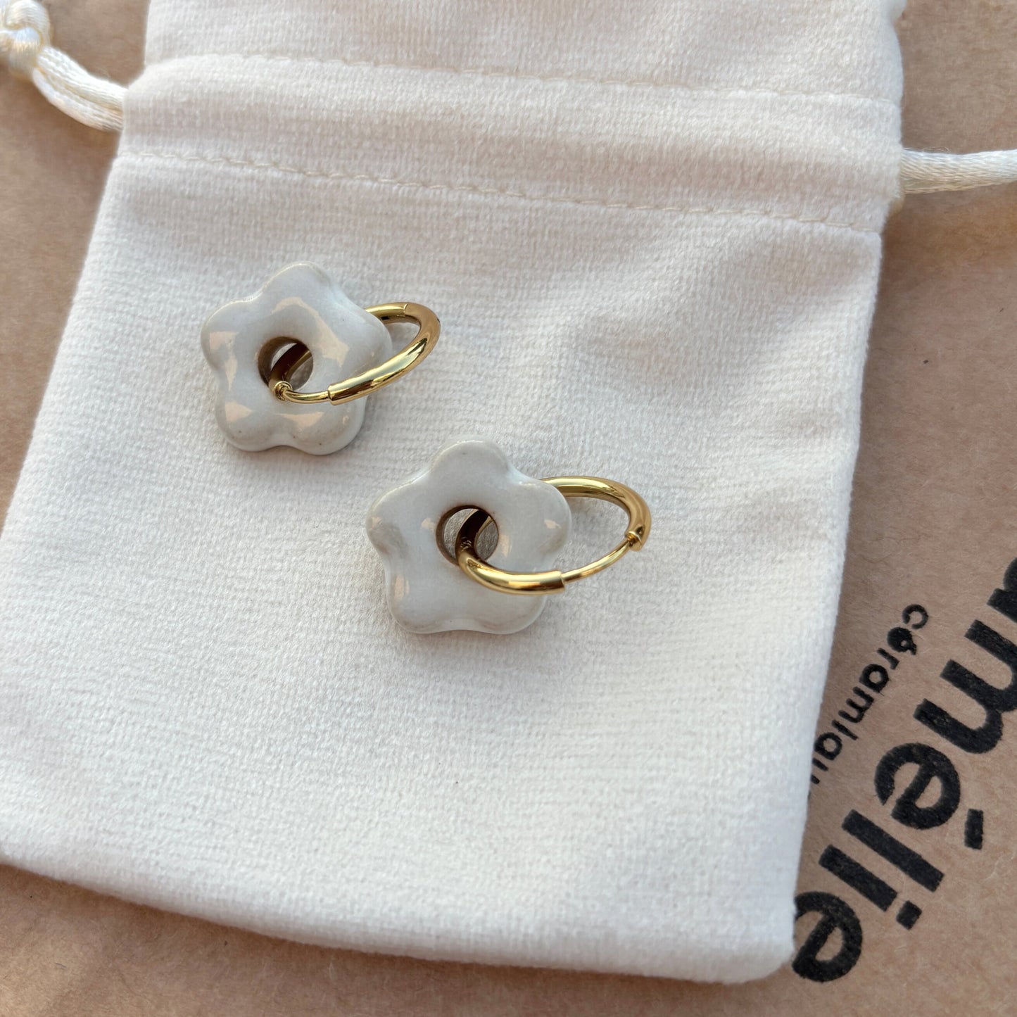 Boucles d'oreilles fleurs en céramique Amélie Floch